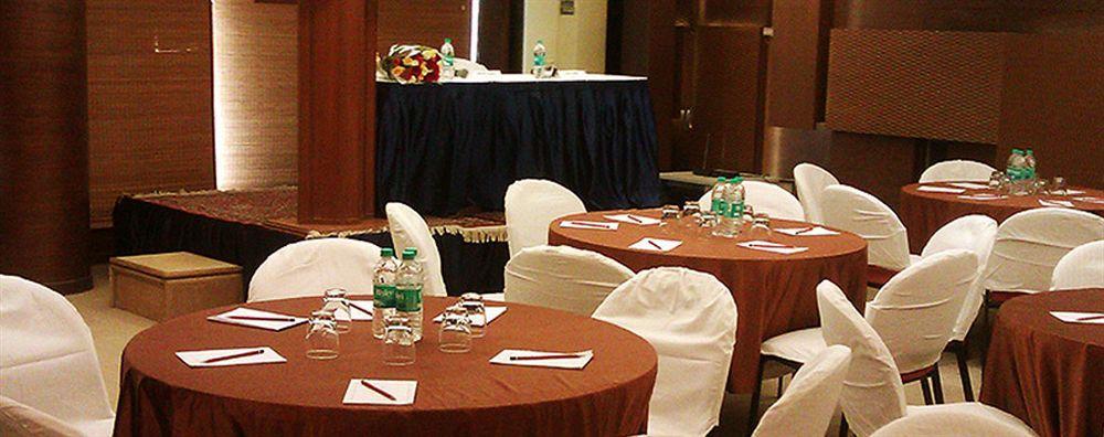 Hiltop Hotel Mumbai Exterior photo